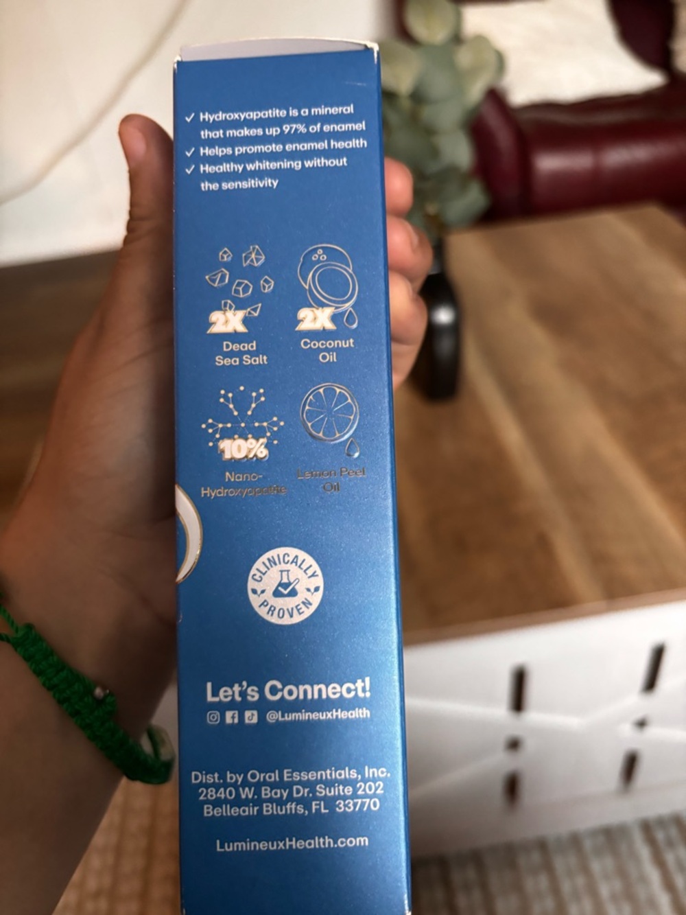Performance Whitening Toothpaste - Blue - Picture 7 of 9